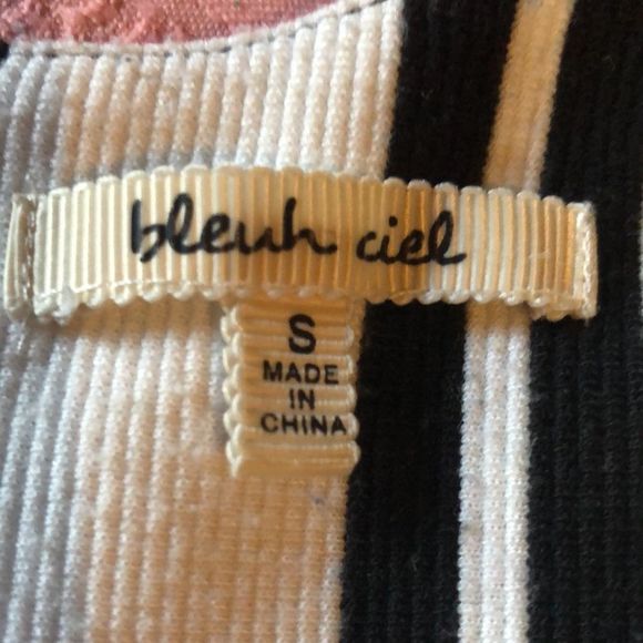 Bleuh Ciel size small sleeveless top.  Exposed zipper. Black and white stripes - Picture 7 of 12